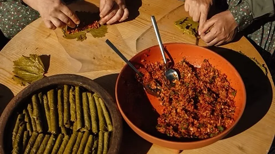 Avanos Day Trip: Pottery Workshops, Red River, Museums, Food and Transport