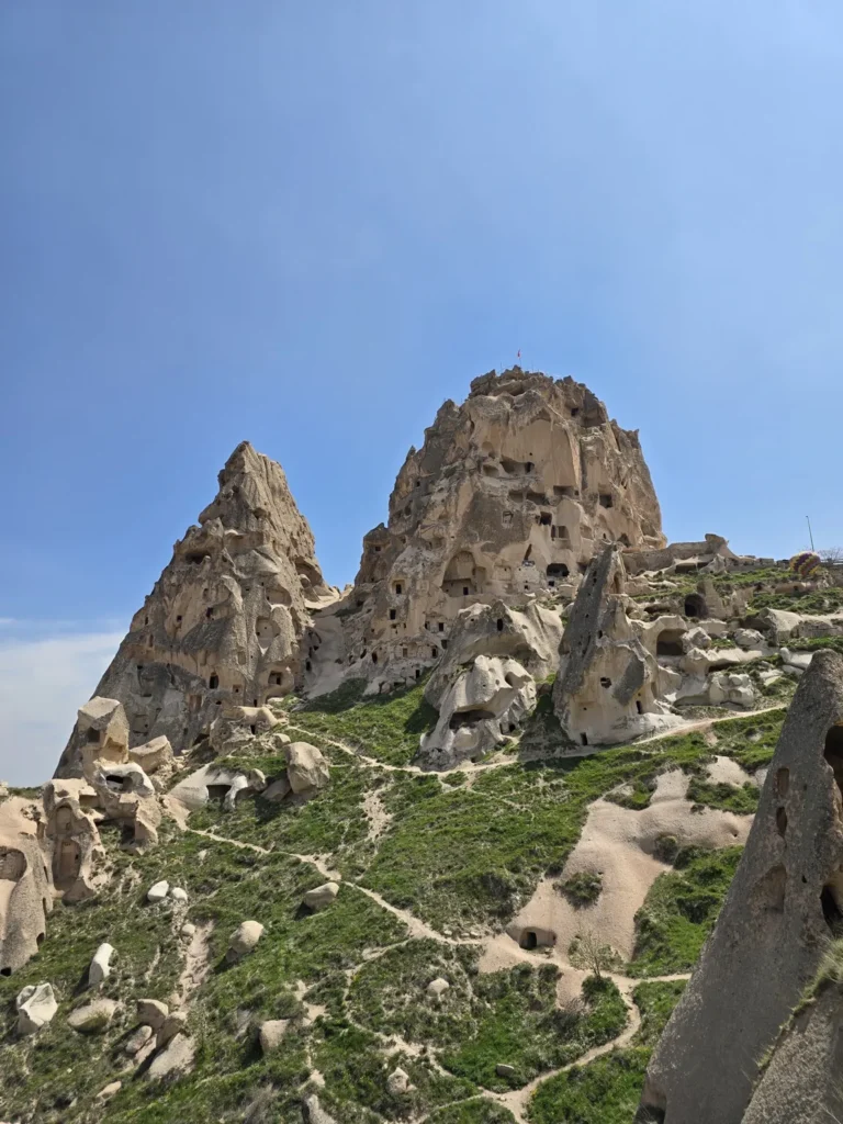 Where to Stay in Cappadocia for the First Time: Goreme, Uchisar or Urgup?